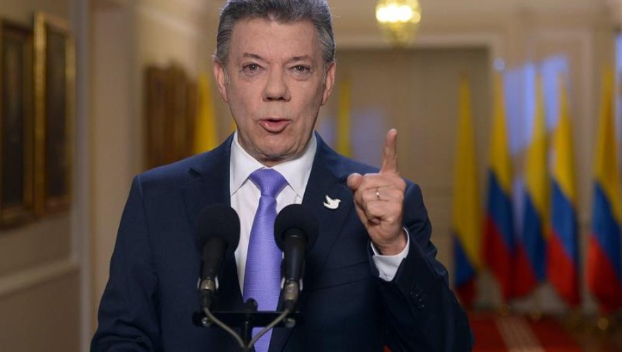 Santos dice que Fiscalía colombiana considera denunciar a Venezuela ante CPI