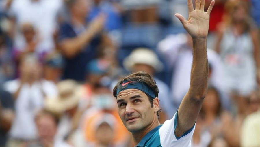 Roger Federer debuta en US Open con aplastante victoria ante Mayer