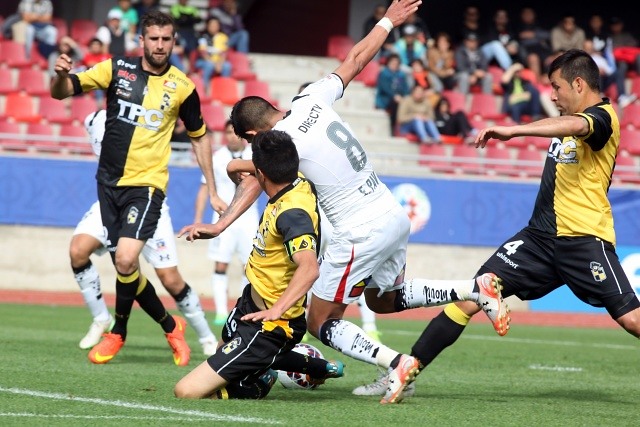 Copa Chile: Coquimbo y Colo Colo igualaron 1-1 en reñido duelo en La Portada