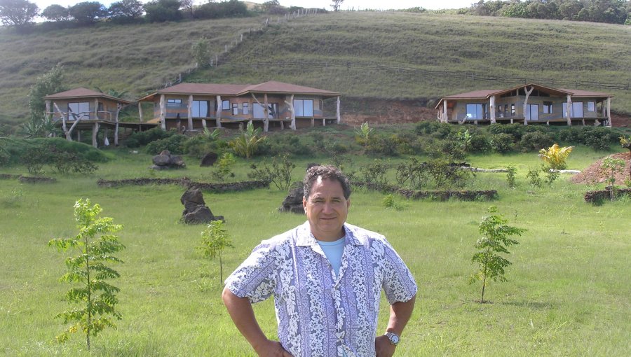 Edil de Isla de Pascua pidió renuncia de director de Conaf