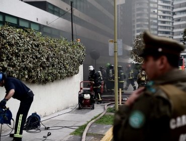 Bomberos controló explosión de gas refrigerante en comuna de Providencia