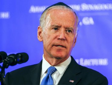 Joe Biden dice que decidirá si presenta candidatura en función de su familia