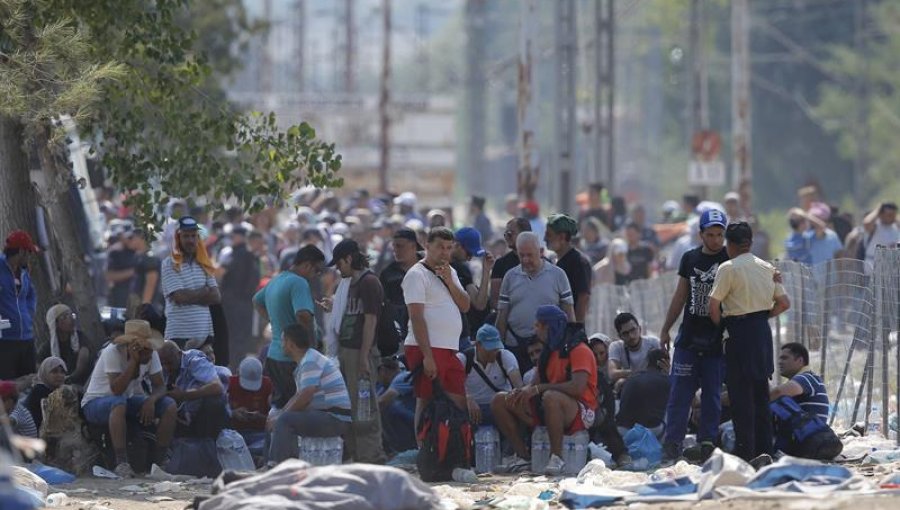 Unos 300 refugiados huyen de un centro de acogida en el sur de Hungría