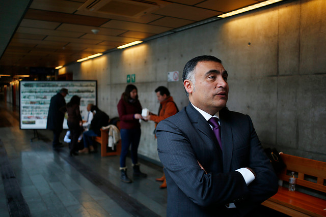 Caso Basura: Suspenden revisión de medidas cautelares a alcaldes Luis Plaza y Christian Vittori