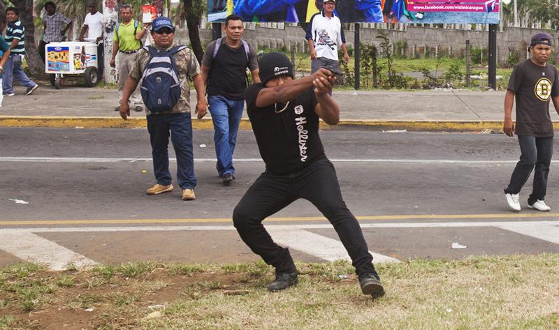 Hombre que disparó en manifestación pacífica de Nicaragua se declara culpable