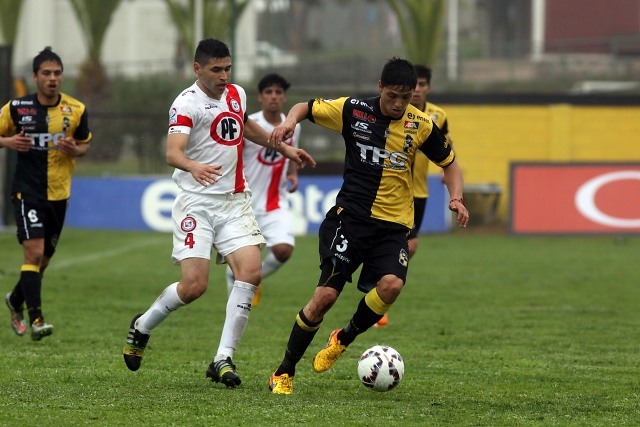 Primera B: San Felipe es nuevo líder tras vencer a Coquimbo en duelo pendiente