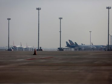 Controladores aéreos adhieren a paro de personal de aeropuertos del día 15