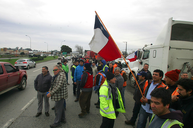 Camioneros solicitan ausencia de Aleuy en reunión de este lunes con Burgos