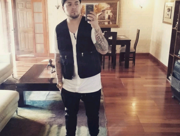 Hijo de Rigeo muestra su talento musical en redes sociales