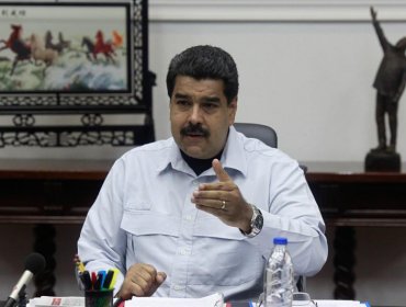 Maduro insta a EE.UU. a unirse a discusión sobre precio mínimo del petróleo