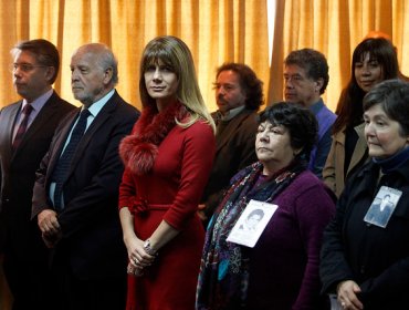 Anef y ministra Rincón recordaron a empleados públicos víctimas de la dictadura