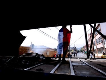 Pescadores artesanales de Lota y Coronel se tomaron la Ruta 160