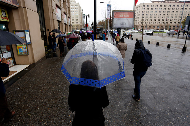 Anuncian día nublado y chubascos para la noche de este miércoles en Santiago