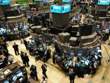 Wall Street cierra con fuertes pérdidas y el Dow Jones cae un 1,45 %