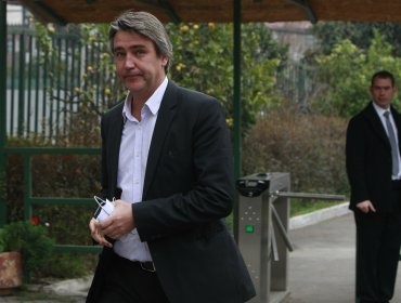 Comisión de Ética del Senado solicita antecedentes a Fulvio Rossi por correos