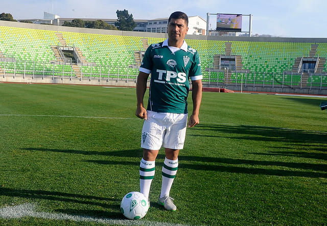 David Pizarro confirma que está listo para debutar por Wanderers ante Palestino