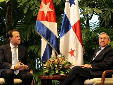 Raúl Castro recibe en La Habana al presidente de Panamá