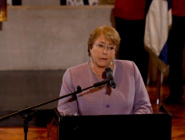 CEP: Aprobación a la Presidenta Michelle Bachelet cae a mínimo histórico de 22%