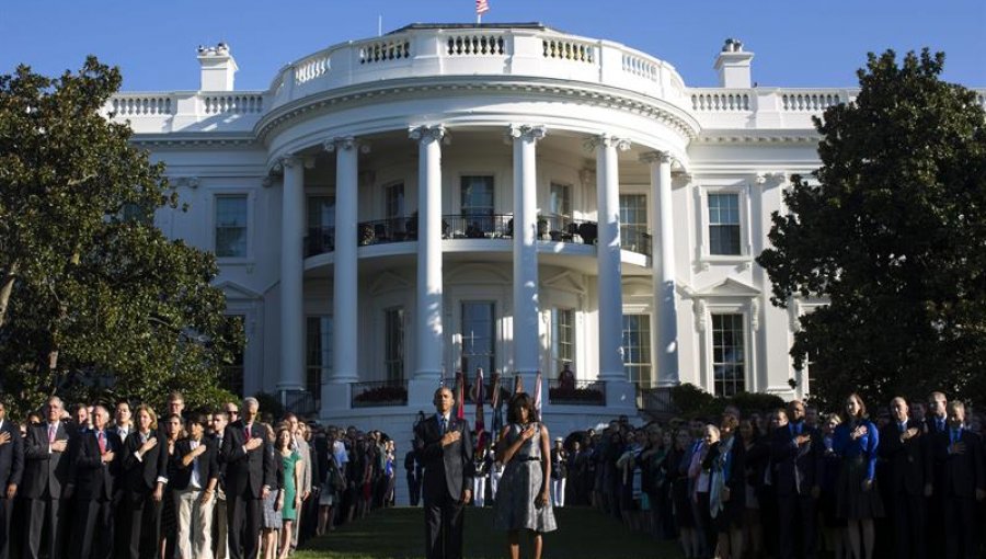 Obama recuerda con minuto de silencio aniversario de atentados del 11S