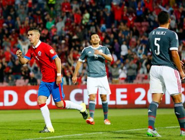 Felipe Gutiérrez en racha al anotar gol en empate de Twente ante Ajax