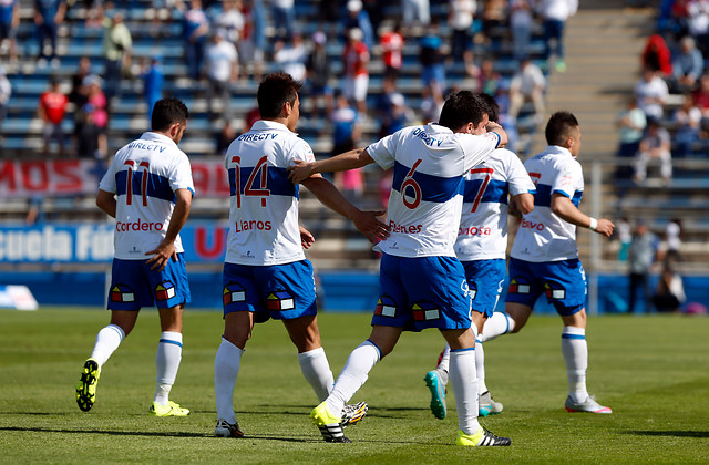 La UC partió rumbo a Paraguay con mucha ilusión de revertir serie ante Libertad