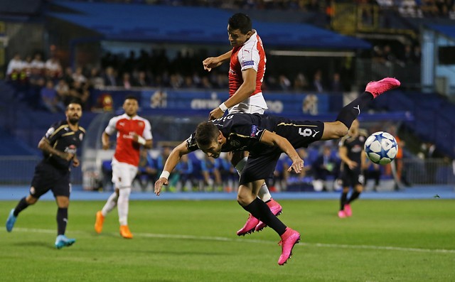 Junior Fernandes figura y goleador en victoria de Dinamo Zagreb ante Arsenal