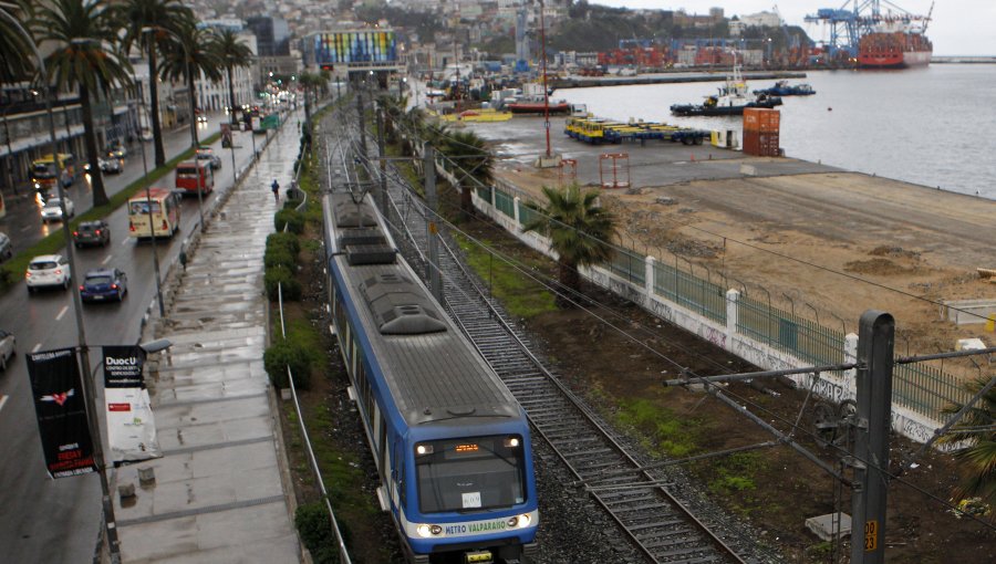 Metro de Valparaíso aplazará inicio de servicio este jueves tras terremoto