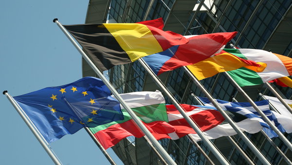 Presidente del Parlamento Europeo alerta del colapso de la UE