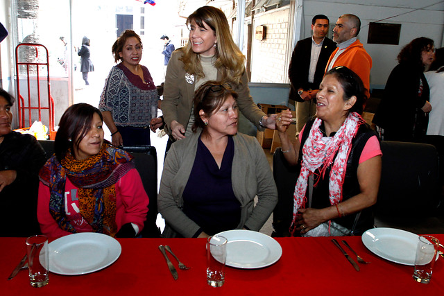 Ministra Rincón sostuvo encuentro con trabajadoras de casas particulares