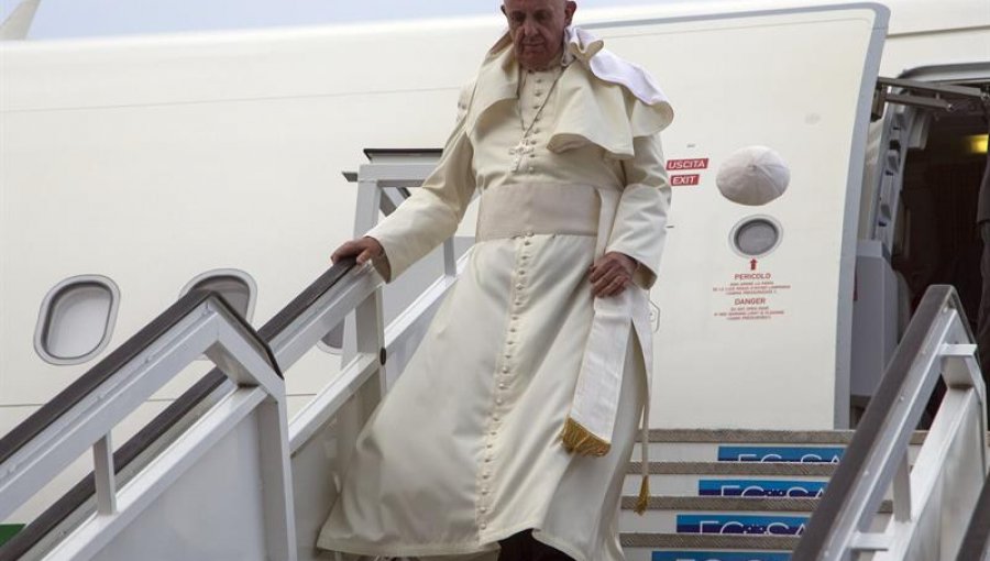 El papa llega a La Habana y alienta el proceso de reconciliación con EE.UU.