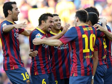 Barcelona mantuvo campaña perfecta al batir 4-1 a Levante