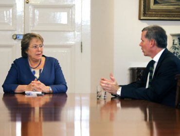 Presidenta Bachelet y agente Bulnes se reunirán en Nueva York para analizar fallo de La Haya