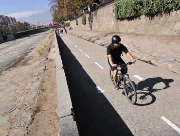 Casi $2 millones al año se ahorra una persona al dejar el auto por la bicicleta