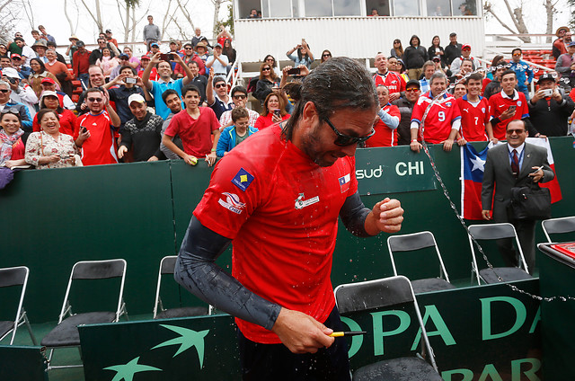 Copa Davis: Massú y otros históricos del tenis chileno fueron homenajeados