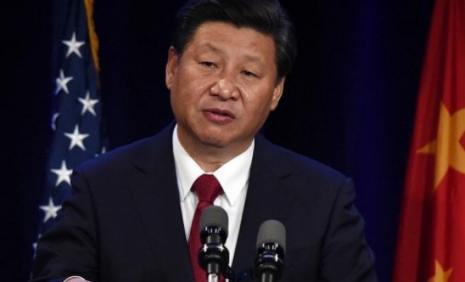 Xi defiende ritmo de crecimiento de China y dice que no devaluará el yuan