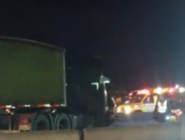 Choque provoca congestión vehicular a la altura de Carlos Valdovinos