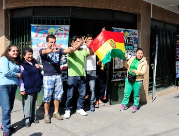 Galería: Bolivianos en Chile celebran el fallo de La Haya