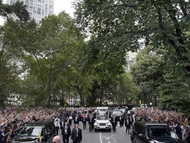 El papa llegó al Madison Square Garden de Nueva York para oficiar misa