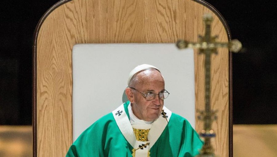 El papa Francisco viaja hacia Filadelfia, la última etapa de su visita a Estados Unidos