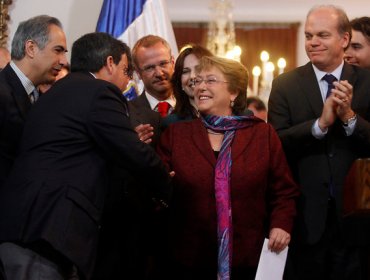 Última encuesta Cadem fue positiva para la Presidenta Bachelet