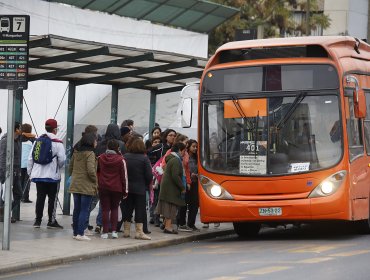 Paro en Transantiago: Empresa adopta medidas de contingencia ante paralización este lunes