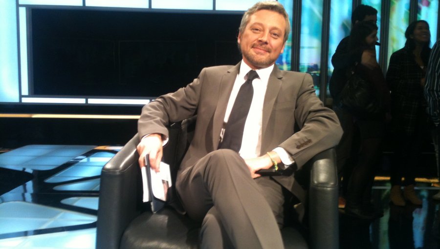 Lucha de egos en TVN: Ante salida de Gomez Pablos de noticiero central se desconoce su reemplazante
