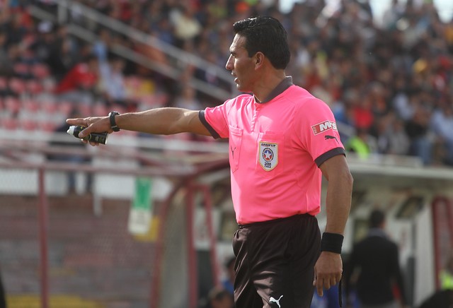 Primera B: René de la Rosa arbitrará duelo de punteros entre Temuco y Cobreloa