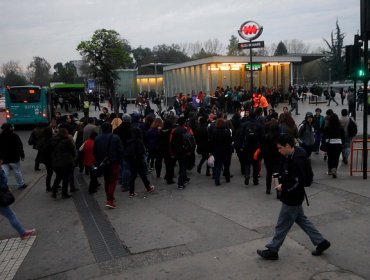 Trabajadores en huelga de empresa Express acusan “puertas cerradas” del Gobierno