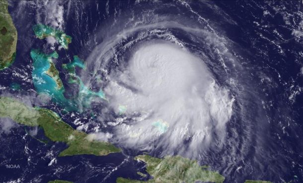 El huracán Joaquín impactará las Bahamas con vientos de 195 km/hora