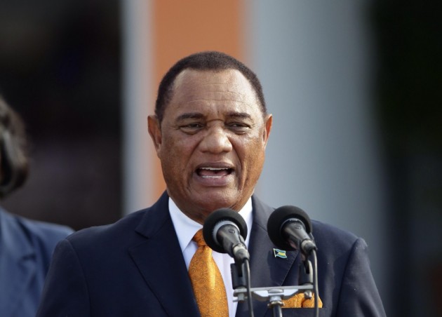 Primer ministro de Bahamas declara el estado de emergencia en islas del sur