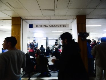 Extienden vigencia de valor de pasaporte y cédula de identidad