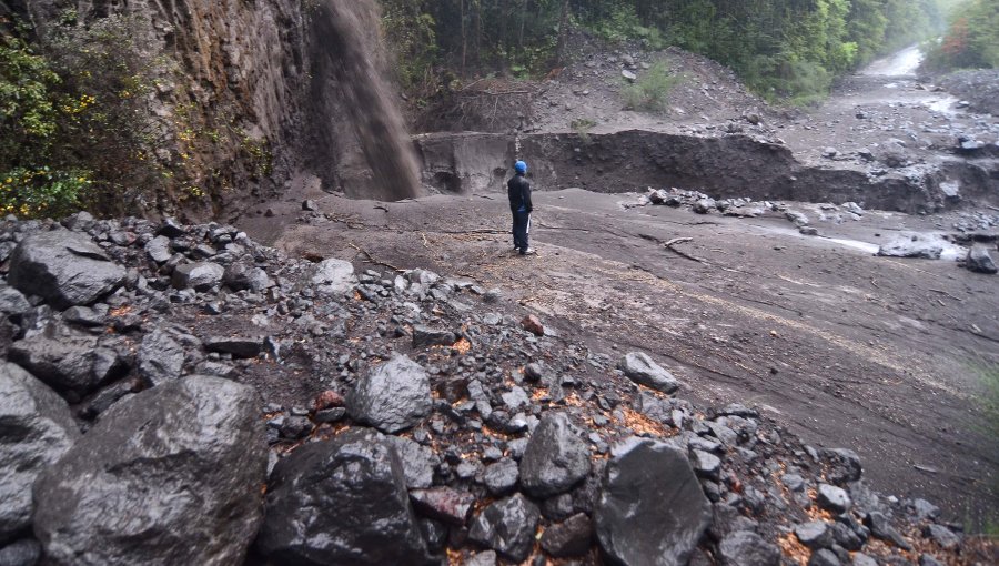 Aumentan a diez los muertos por el alud en Guatemala