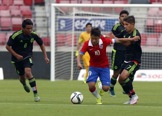 Selección Sub 17 igualó con México y perdió por lesión a Hugo Herrera