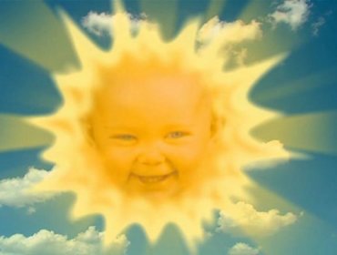 Así está el bebe que le dio vida al sol de Los Teletubbies